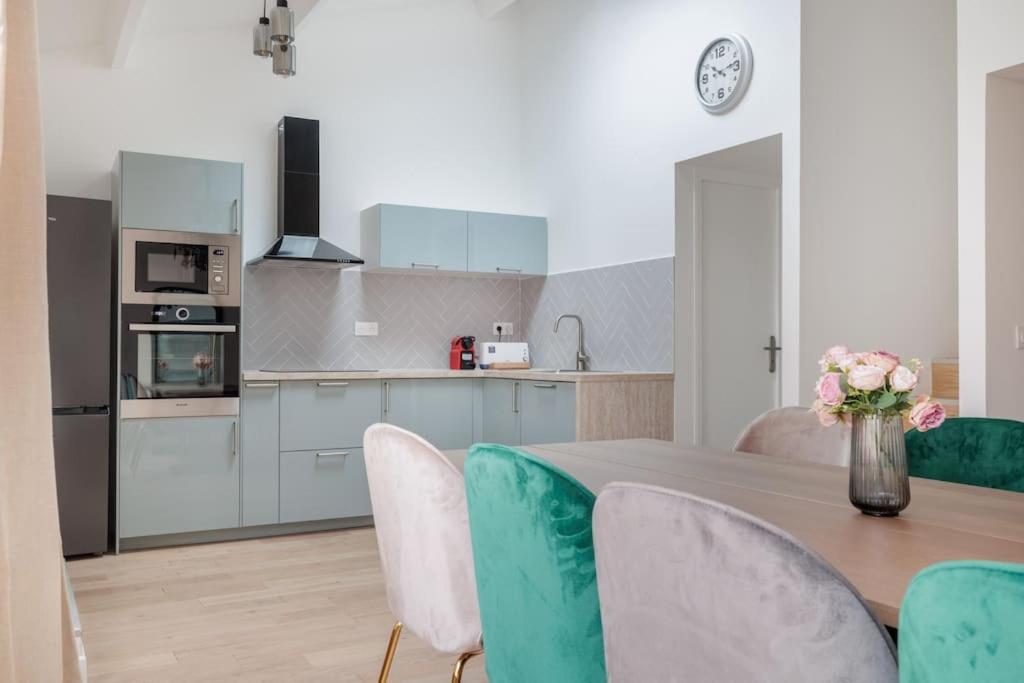 Superbe Appartement 8 Personnes #5 อานีแย-ซูร์-แซน ภายนอก รูปภาพ